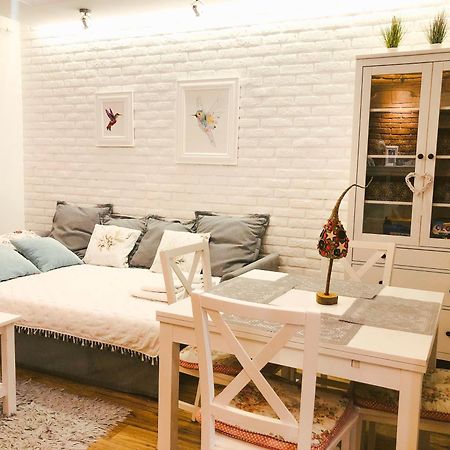 Apartament Luscinia Z 2 Sypialniami Краків Номер фото